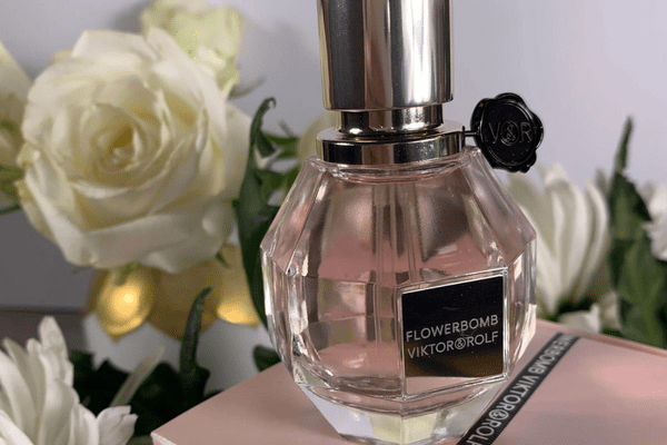 Viktor Rolf Flowerbomb Dossier.co