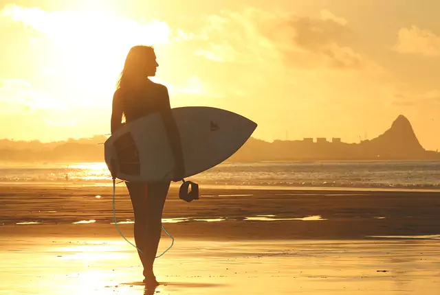 How to Achieve That California Surf Style