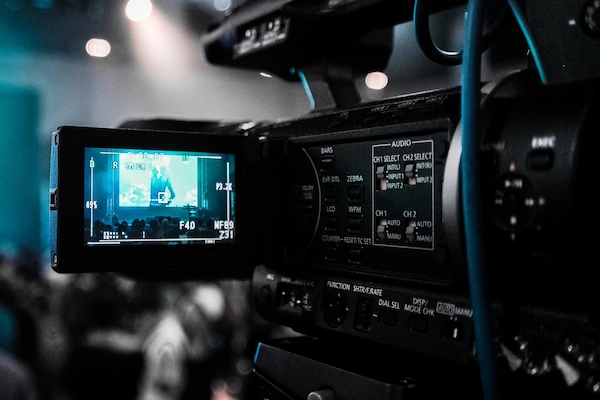 3 Ways Professional Video Production Services Help Promote Your Brand